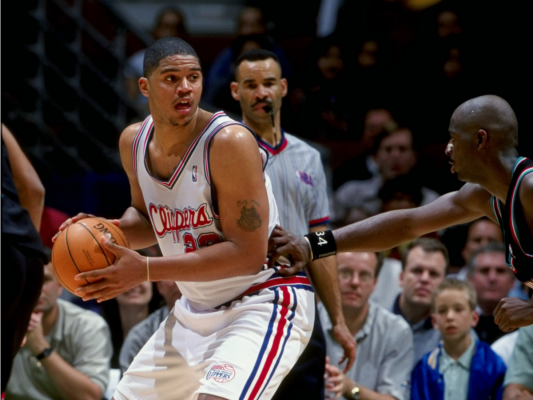 但等待他的 但等待他的