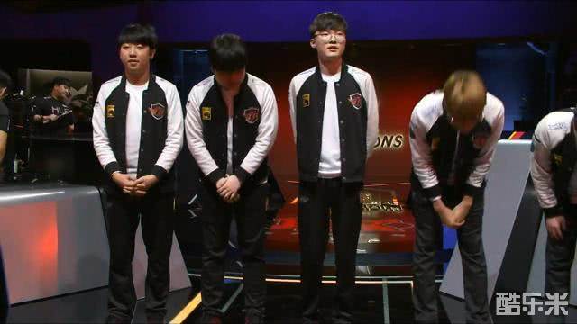 使得他不再 使得他不再