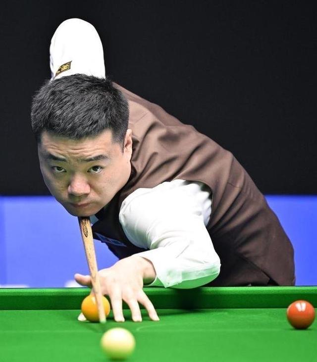 外线防守轮 外线防守轮